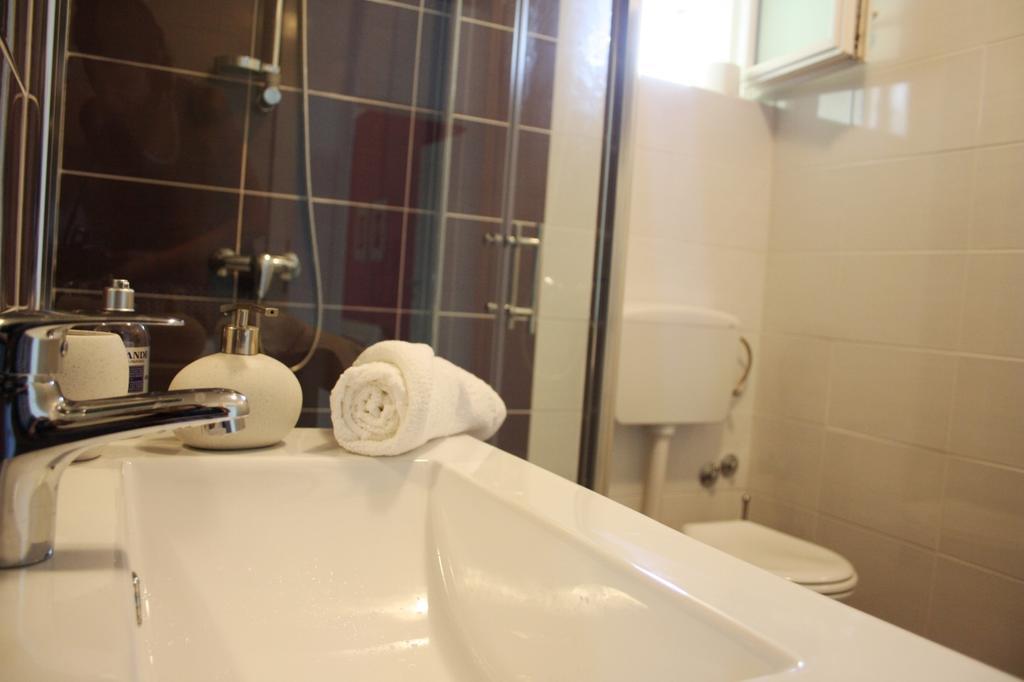 Martina Sun Apartment Zadar Ruang foto