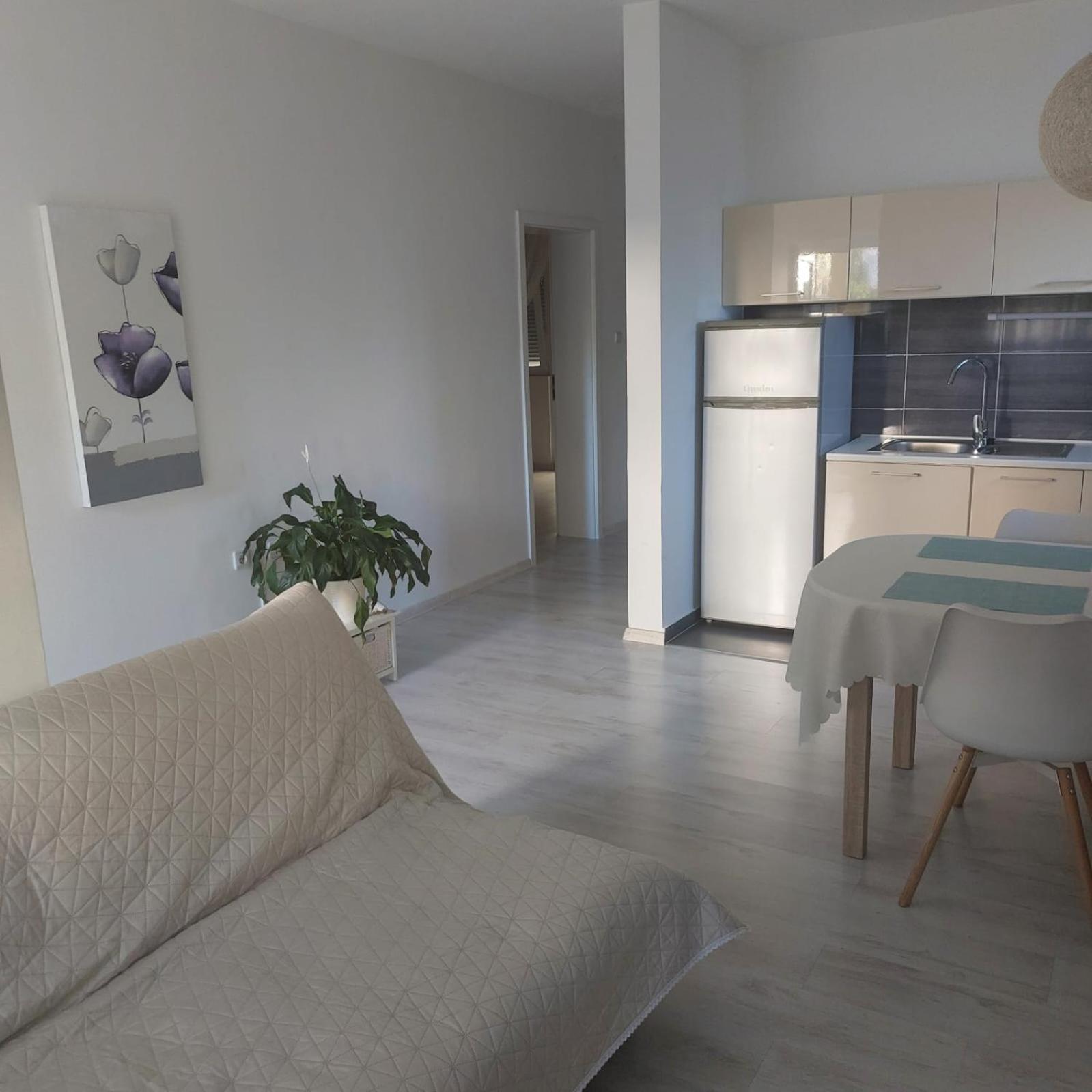 Martina Sun Apartment Zadar Bagian luar foto