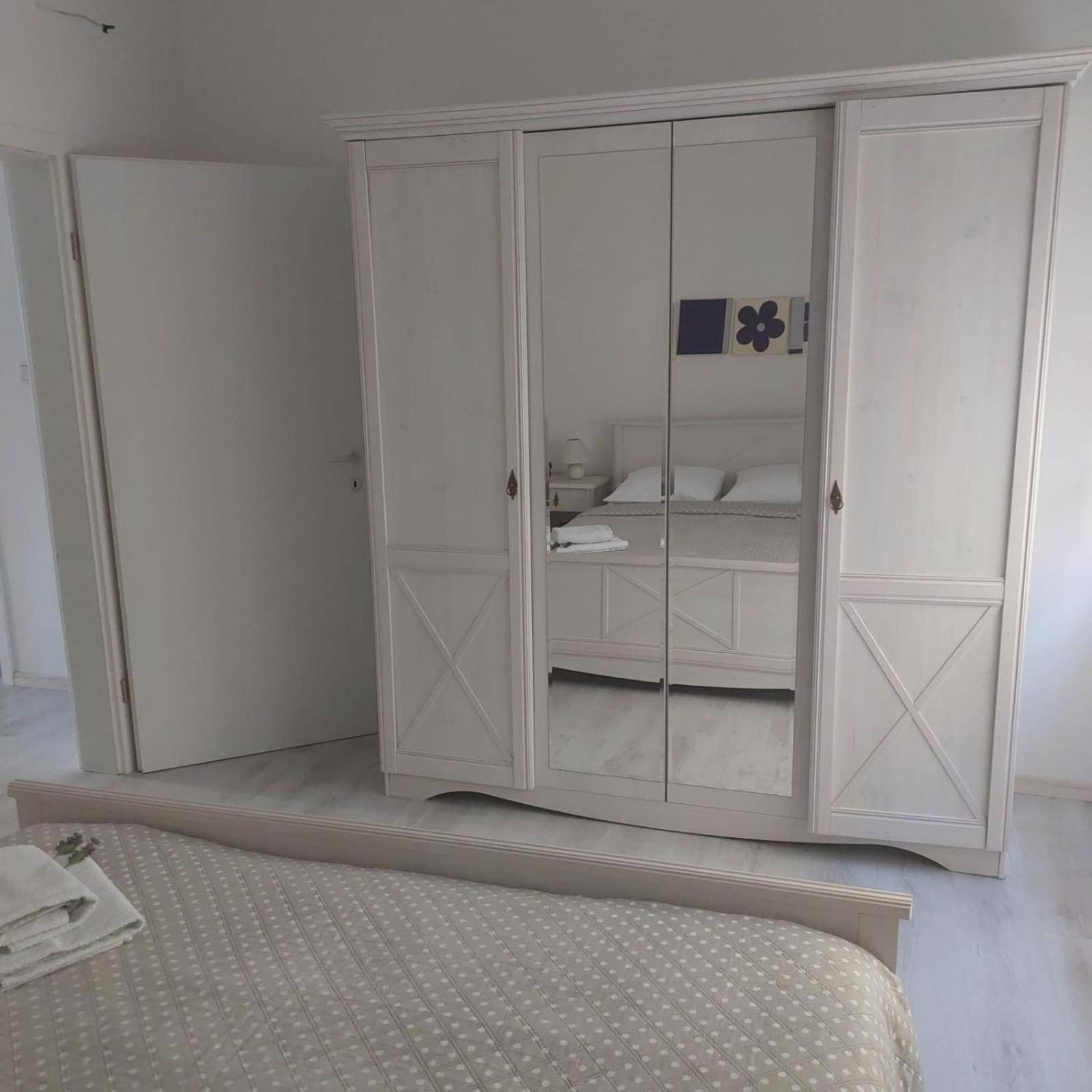 Martina Sun Apartment Zadar Bagian luar foto