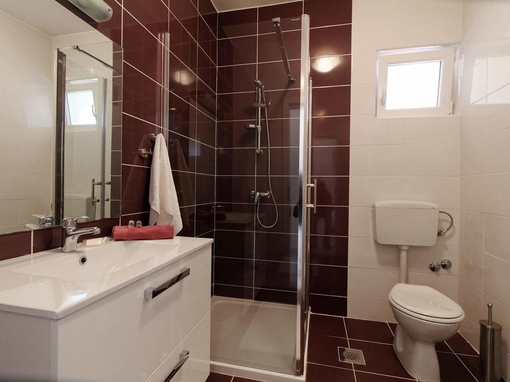 Martina Sun Apartment Zadar Bagian luar foto